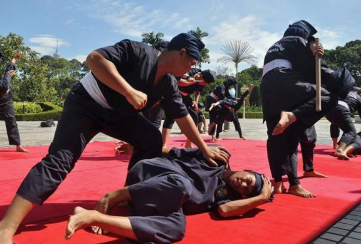 Beladiri Silat Cekak